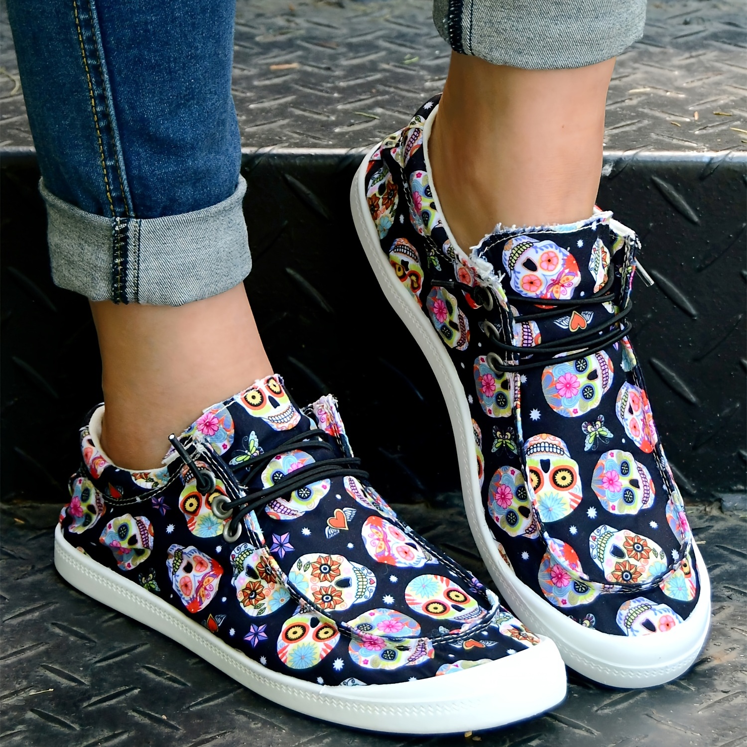 womens colorful skull print canvas shoes comfortable slip on flat halloween shoes casual low top shoes details 4