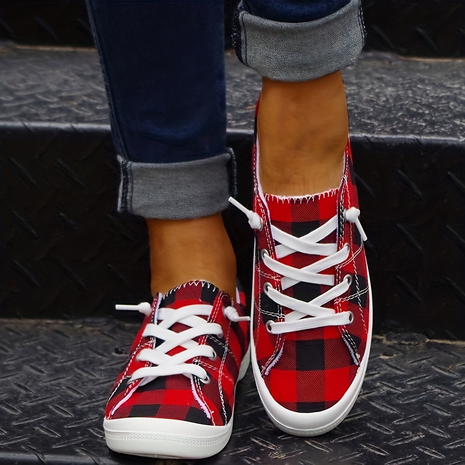 womens plaid pattern canvas shoes casual lace up outdoor shoes lightweight low top sneakers details 1